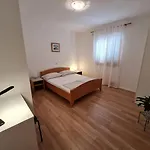 Stella Apartment